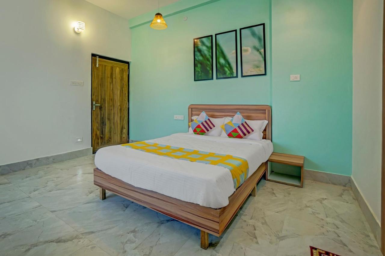 Kochi Oyo 79233 Hotel Hive Stays المظهر الخارجي الصورة