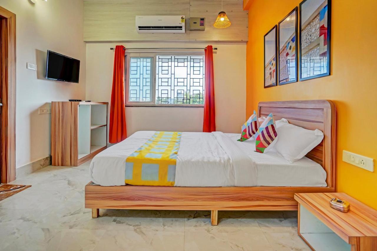 Kochi Oyo 79233 Hotel Hive Stays المظهر الخارجي الصورة