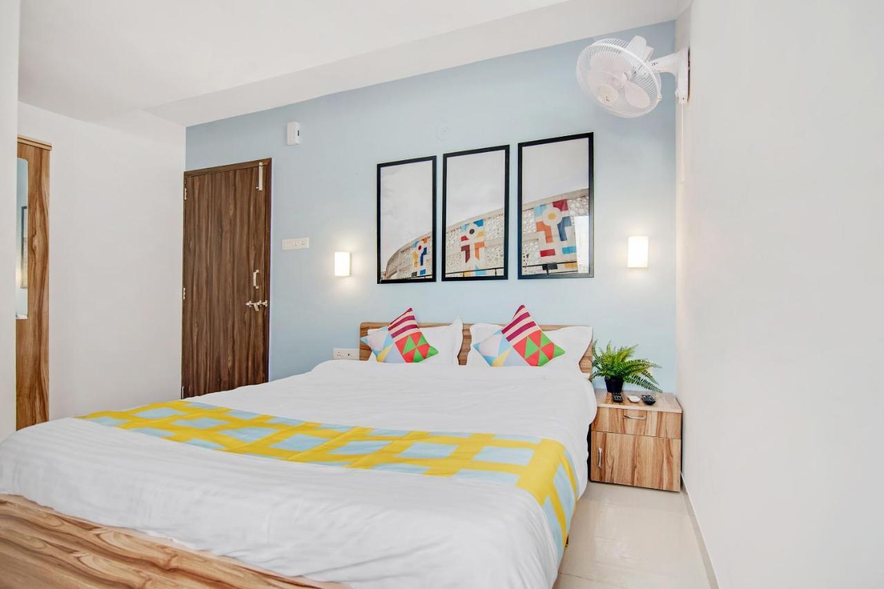 Kochi Oyo 79233 Hotel Hive Stays المظهر الخارجي الصورة
